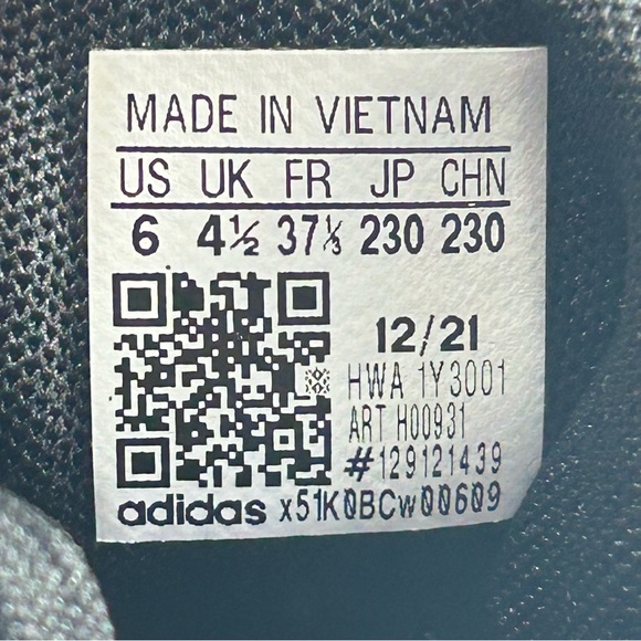 Adidas EQ19 Cloud Foam Comfort Black/ White Athletic Running Shoes; Women’s Sz 6 - Picture 2 of 16